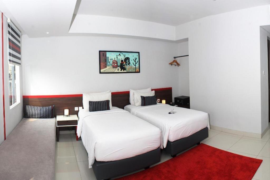 Hi Hotel Senen Jakarta Exterior foto