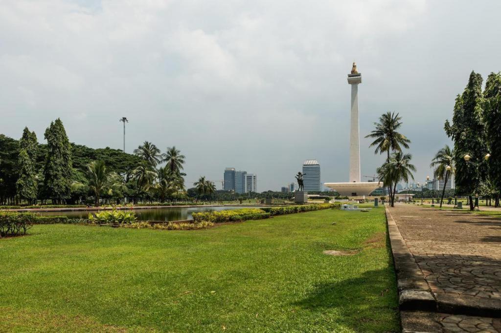 Hi Hotel Senen Jakarta Exterior foto